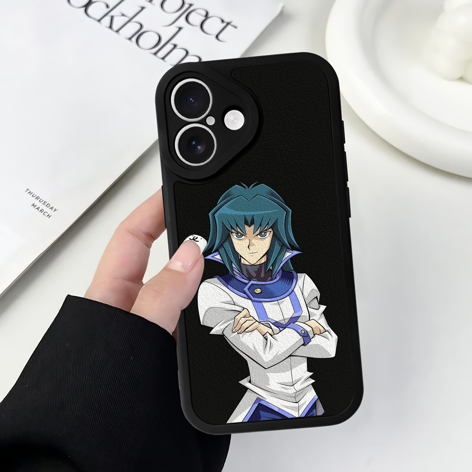 遊☆戯☆王 Yu-Gi-Oh! 【iPhone 16シリーズ対応】シリコンスマホケース（レザー調） 材質：シリコン